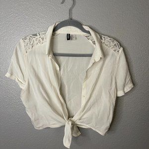 H&M Divided - White Crop Laced Button Up